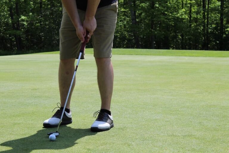 Don't know which putter head to opt for? Don't worry! In this article we talk about the head of the putter in golf so that you know which one to play.